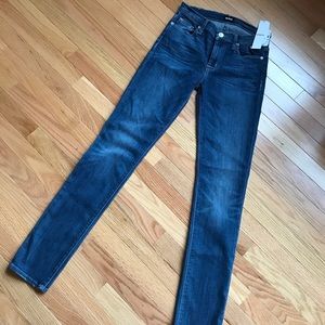 •NWT• HUDSON SKINNY JEANS